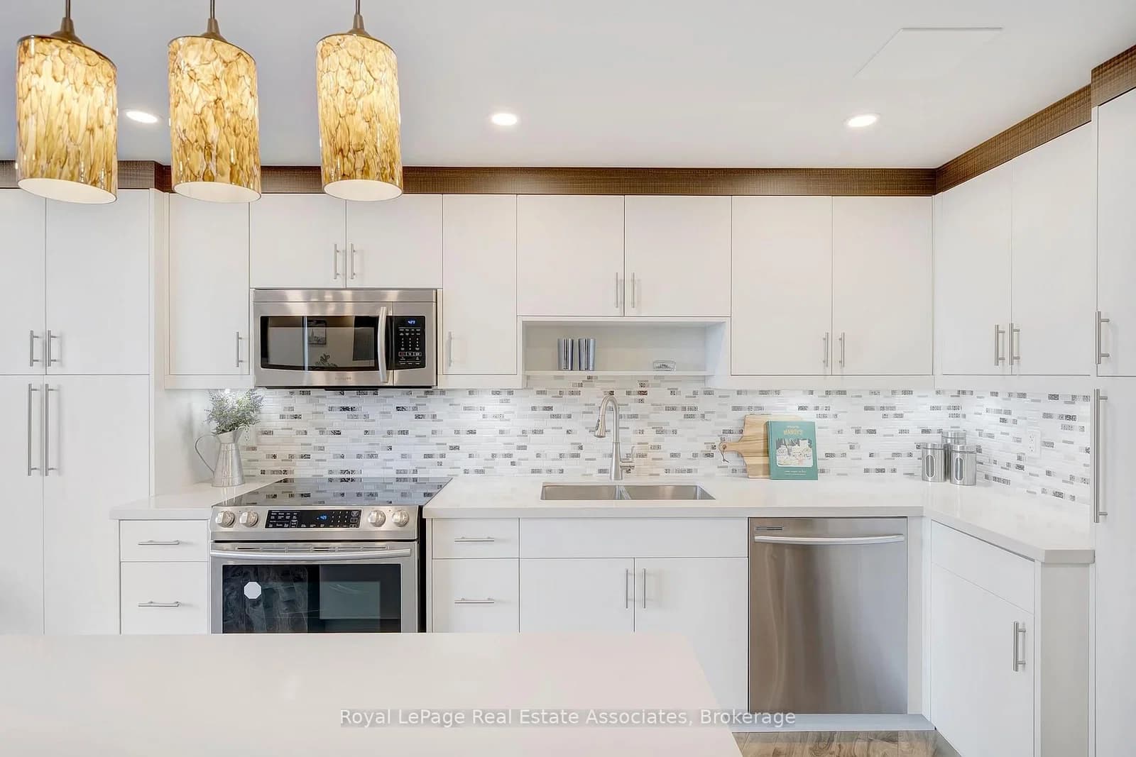 Photo of Mill Road in Toronto · Eringate-Centennial-West Deane