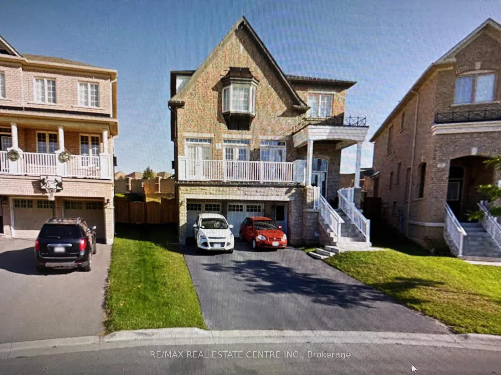 Photo of Fahey Drive in Brampton · Bram West