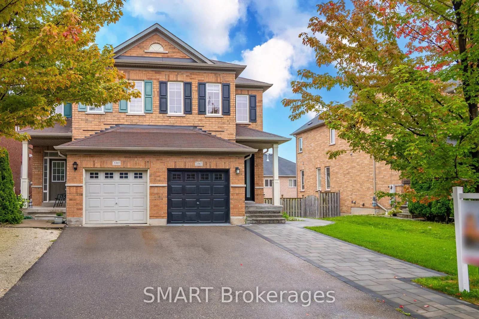 Stoney Crescent in Mississauga · Churchill Meadows — photo 2