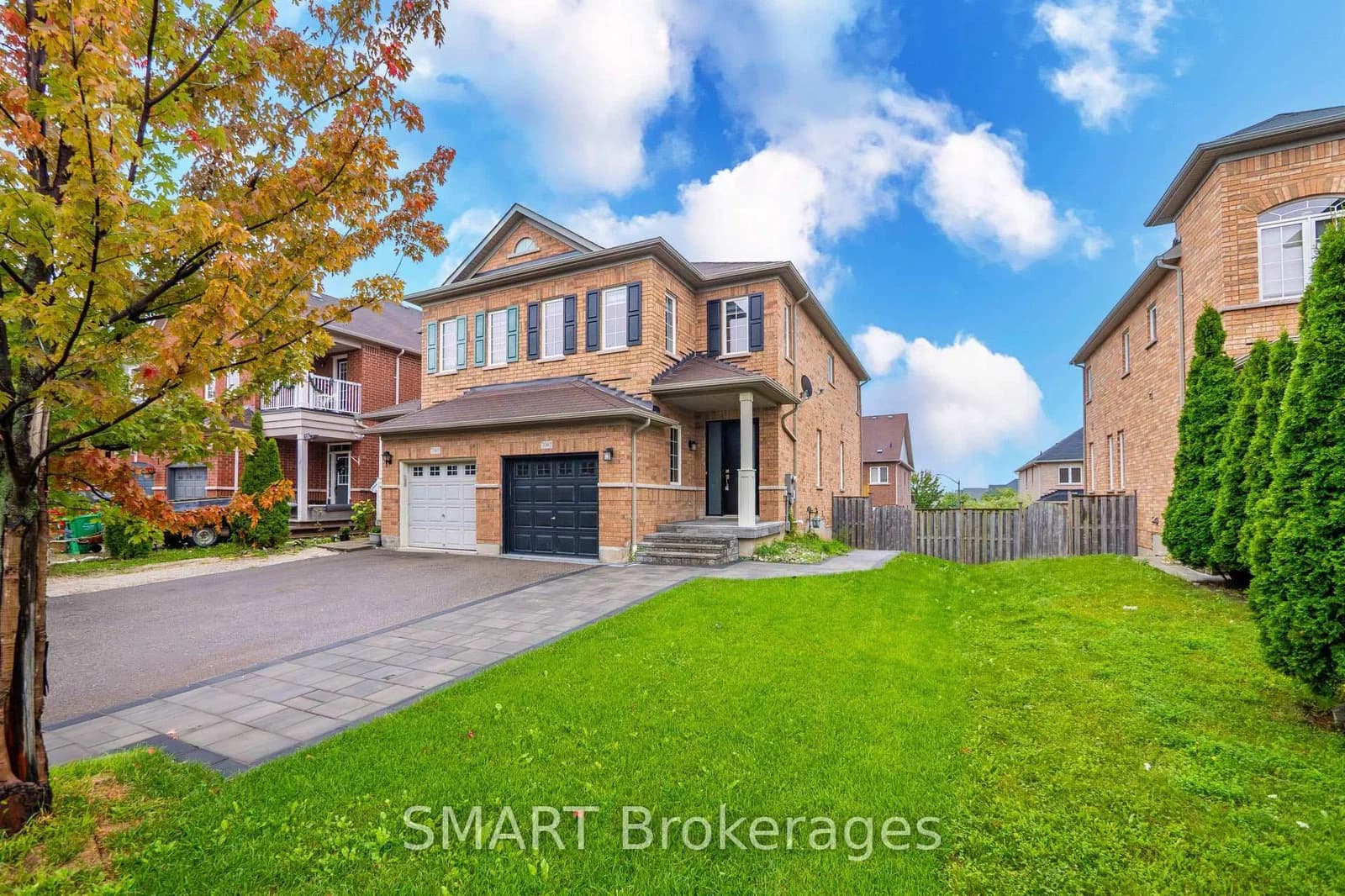 Stoney Crescent in Mississauga · Churchill Meadows — photo 3