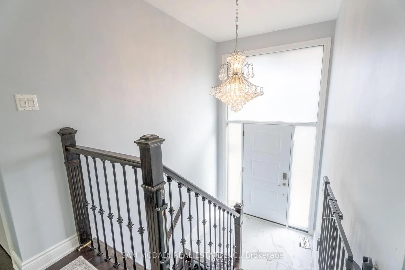 Bearbury Drive in Toronto · Markland Wood — photo 3