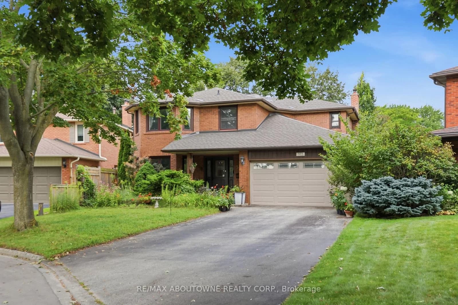 Photo of Harmony Avenue in Burlington · Roseland