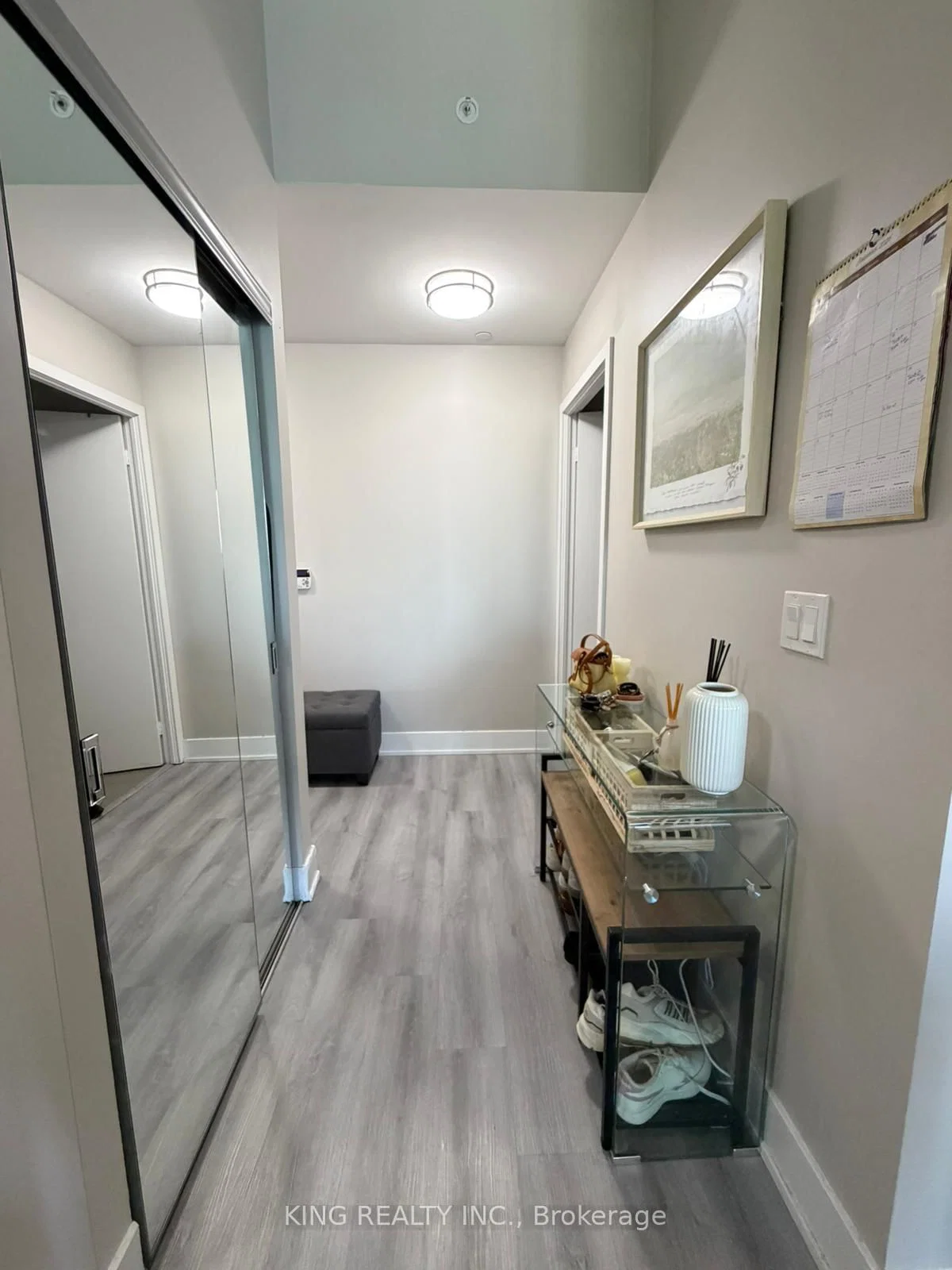 Shorebreeze Drive in Toronto · Mimico — photo 3