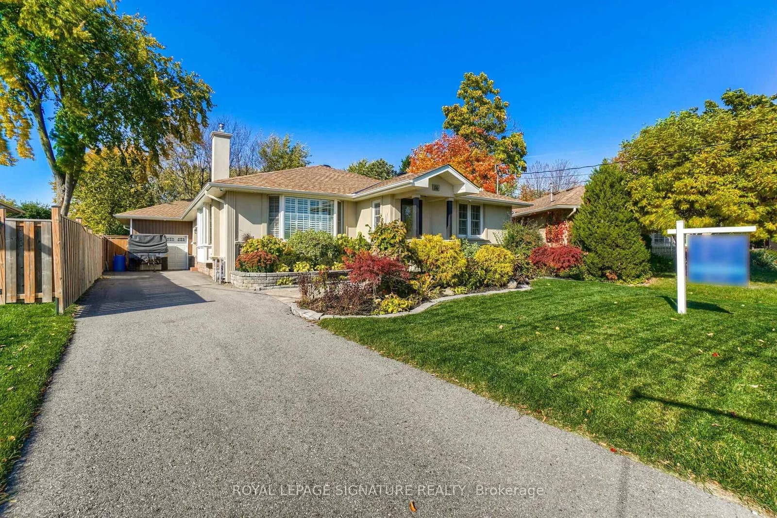 Bairstow Crescent in Halton Hills · Georgetown — photo 2