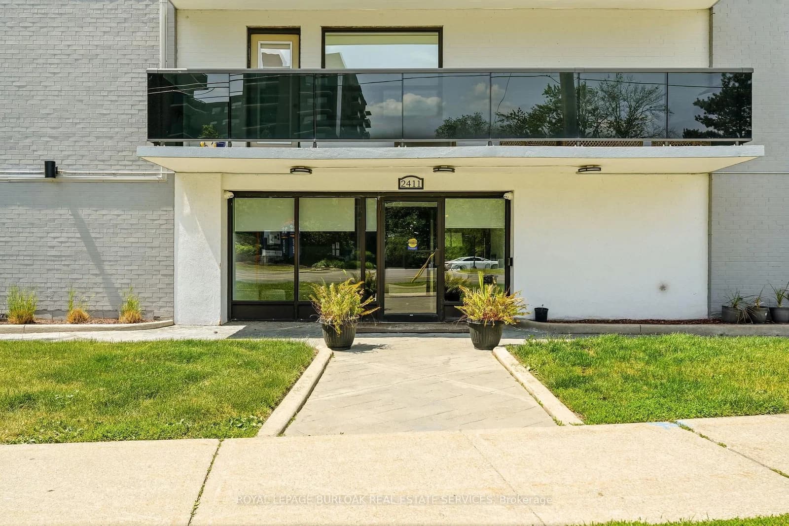 New Street in Burlington · Brant — photo 2