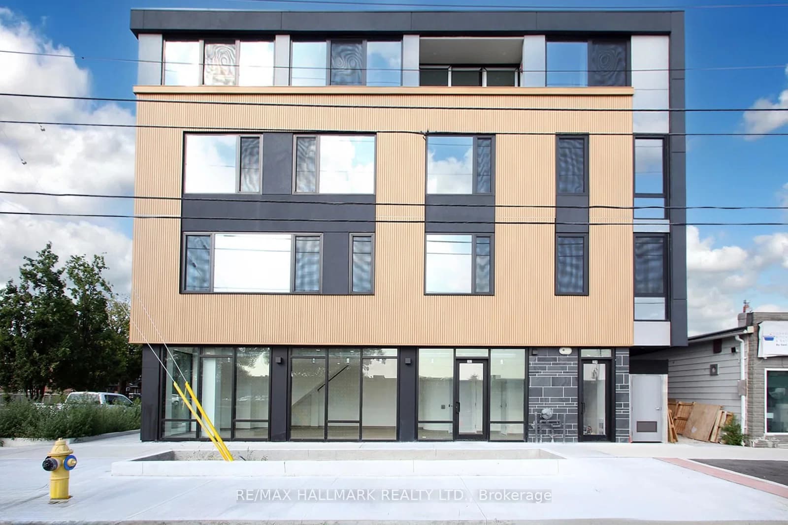 Browns Line in Toronto · Alderwood — photo 2