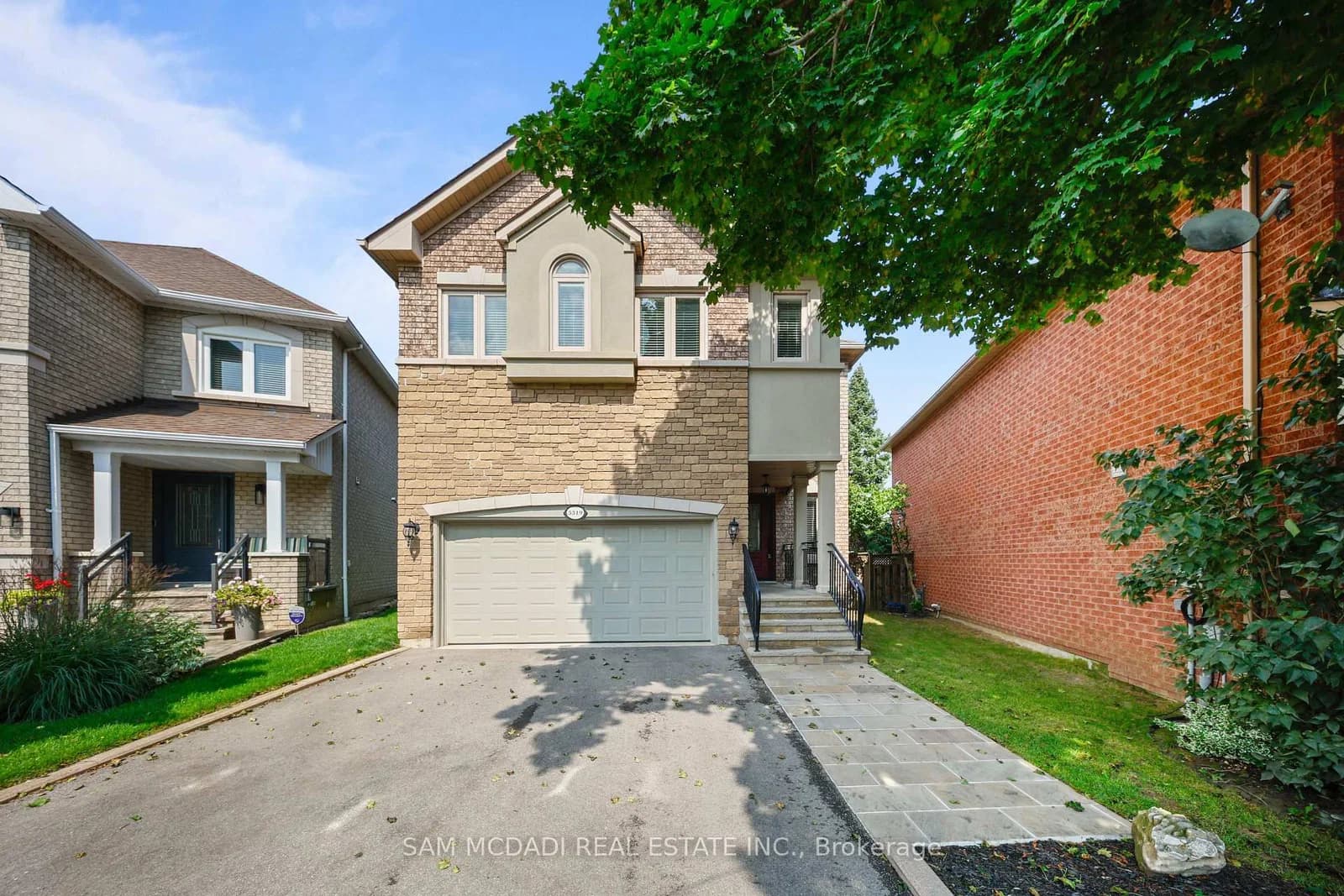 Photo of Windy Hill Court in Mississauga · Hurontario
