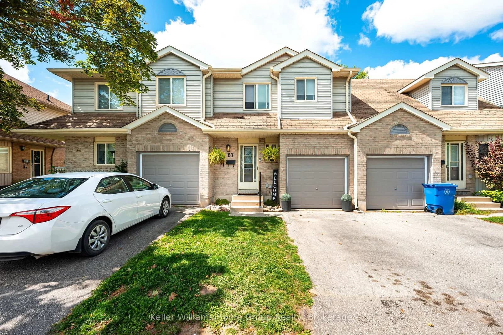Photo of Lawrence Avenue in Orangeville · Orangeville
