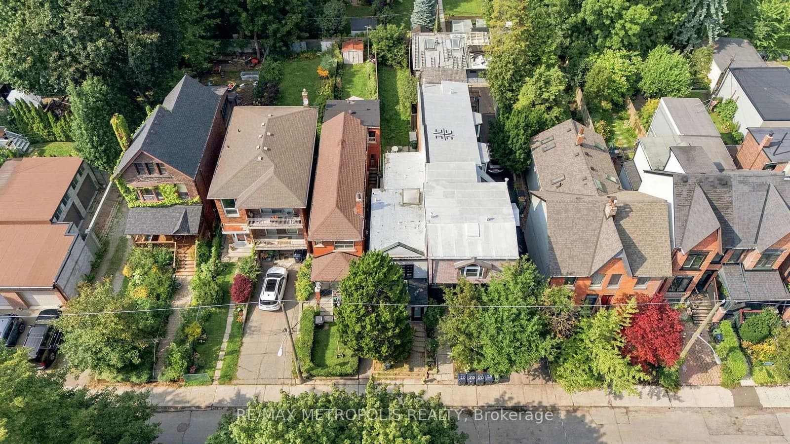 Marion Street in Toronto · Roncesvalles — photo 3