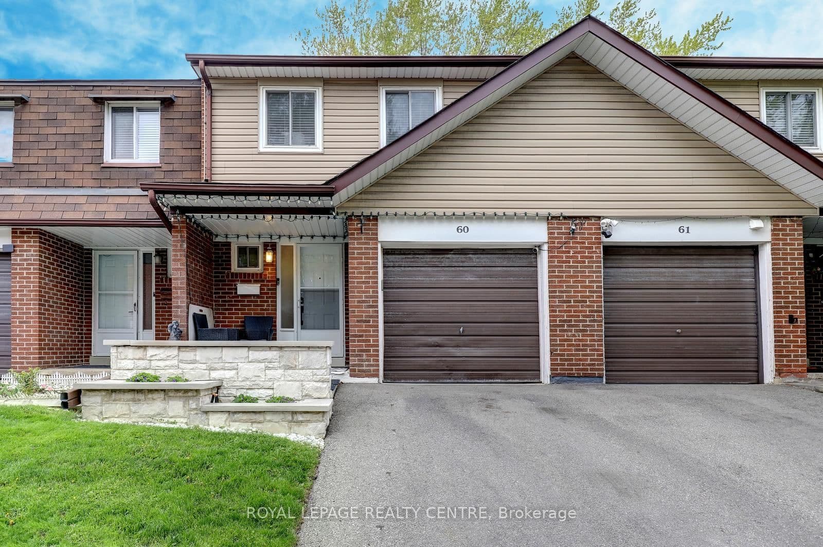 Cedarglen Gate in Mississauga · Erindale — photo 2