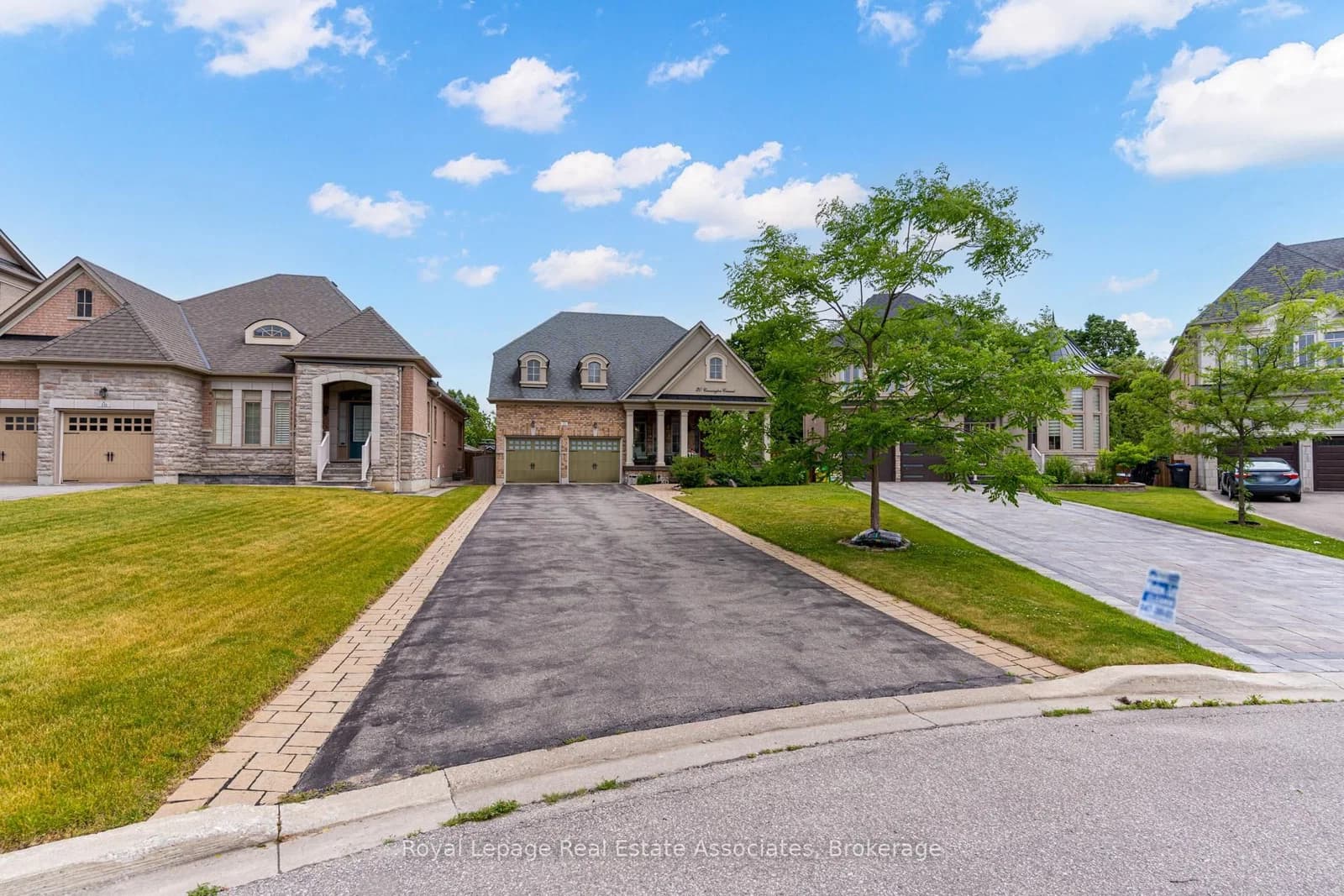 Cannington Crescent in Brampton · Credit Valley — photo 3
