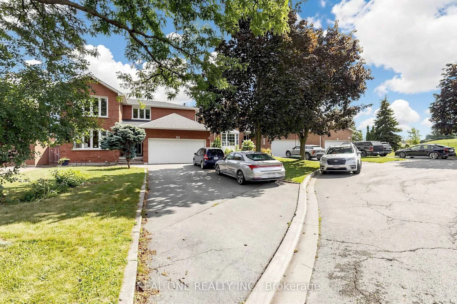 Photo of Pimlico Court in Mississauga · Central Erin Mills