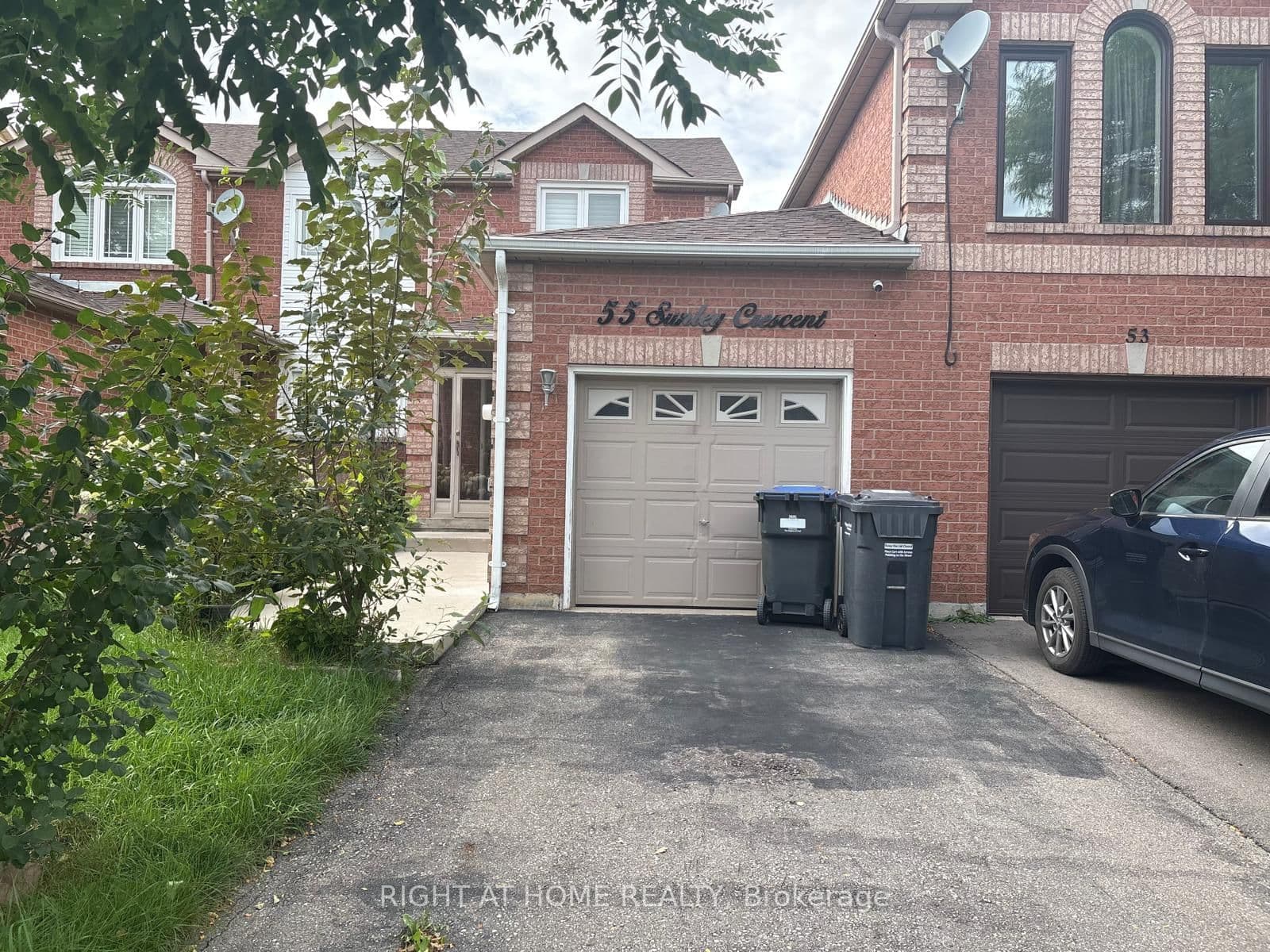 Photo of Sunley Crescent in Brampton · Fletcher's West