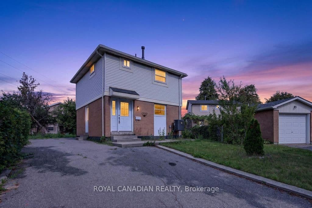 Photo of Damascus Drive in Toronto · West Humber-Clairville