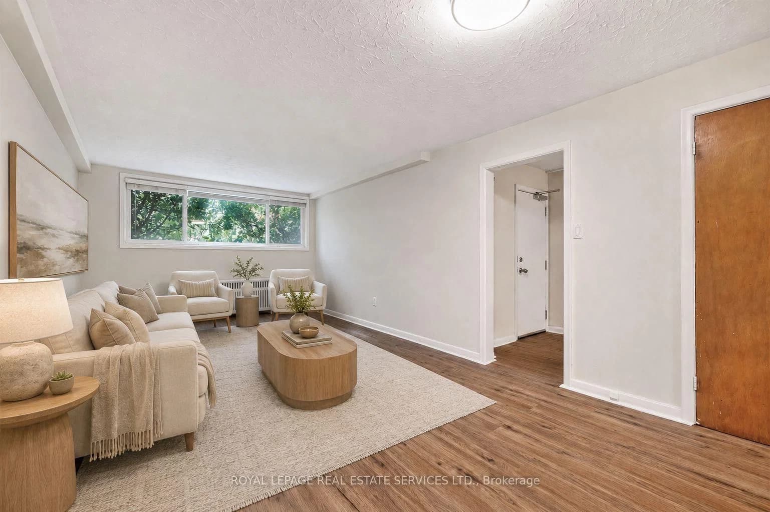 151A Evelyn Avenue in Toronto · High Park North — photo 3