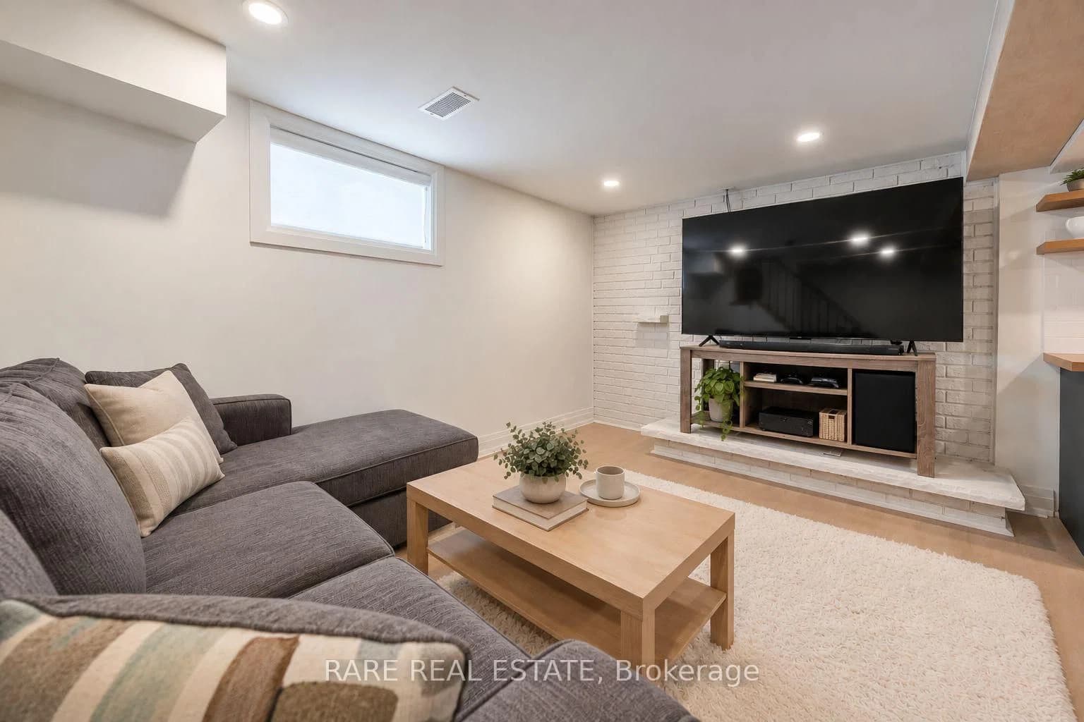 Fairbank Avenue in Toronto · Briar Hill-Belgravia — photo 2