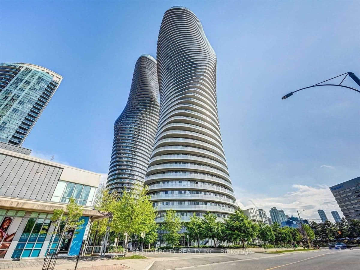 Photo of Absolute Avenue in Mississauga · City Centre
