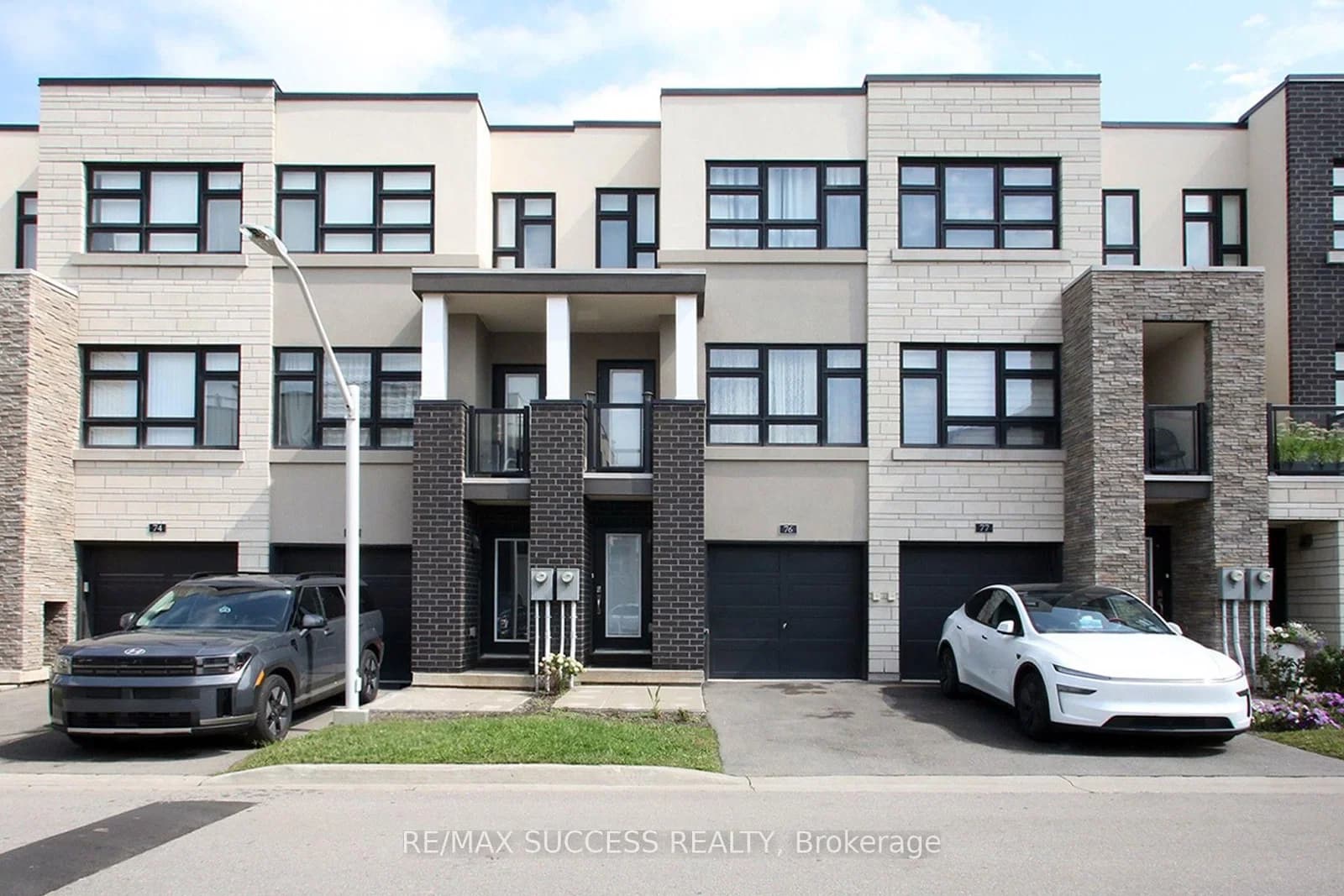 Photo of Cooke Boulevard in Burlington · LaSalle