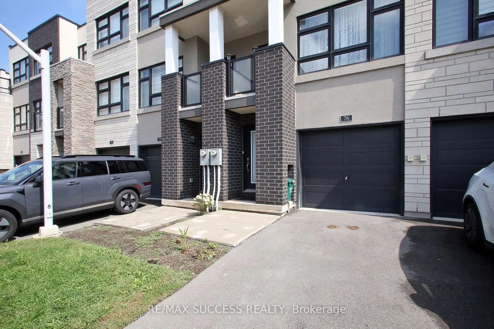 Cooke Boulevard in Burlington · LaSalle — photo 2