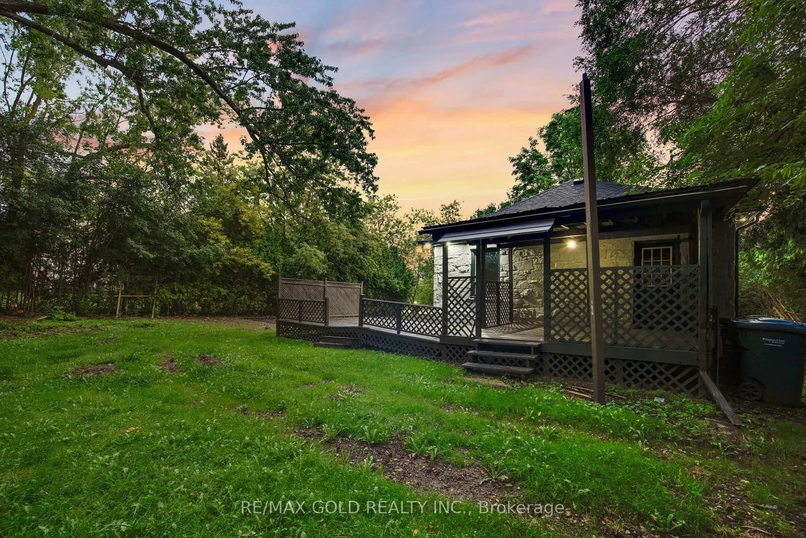 Embleton Road in Brampton · Huttonville — photo 3