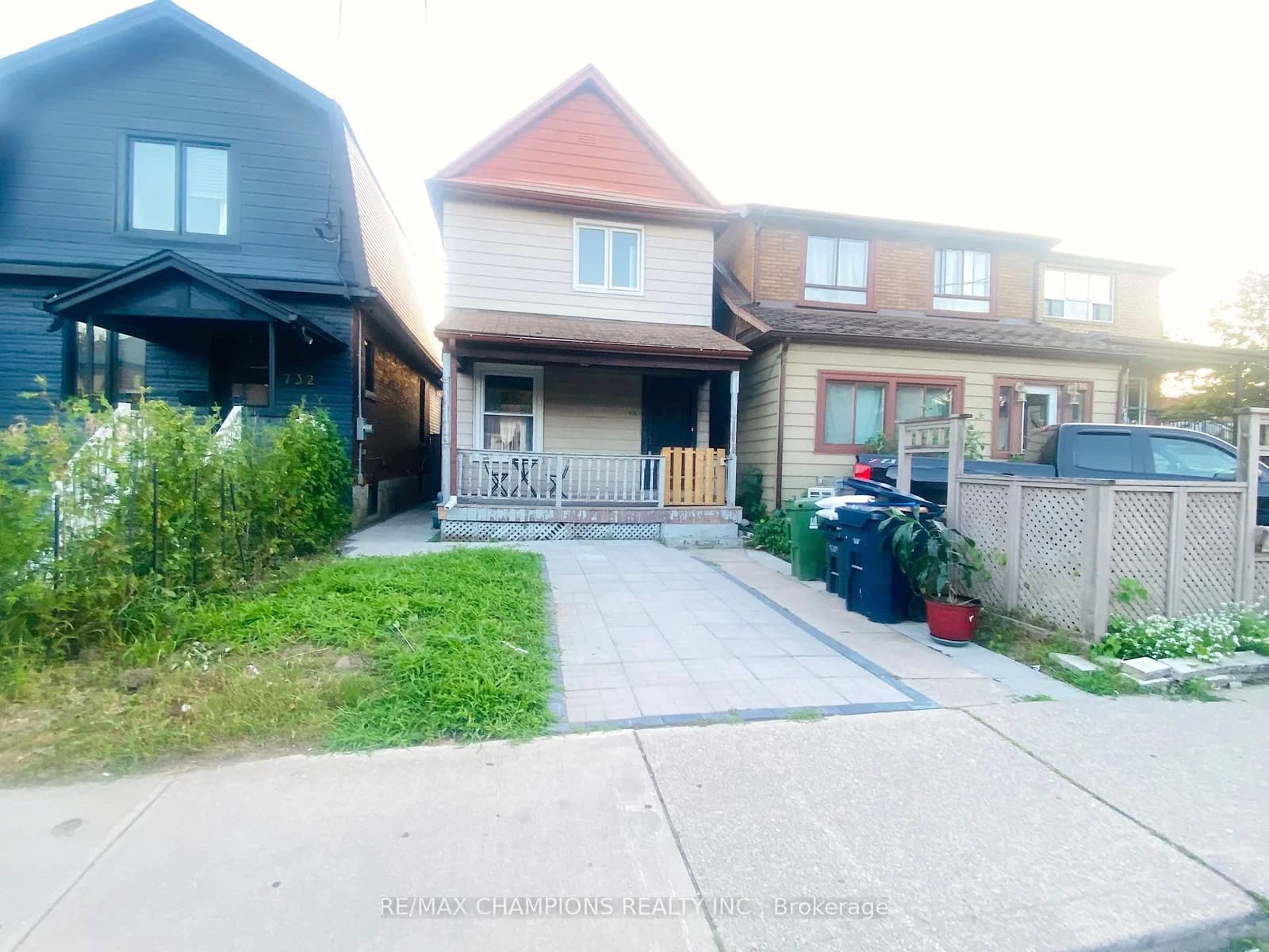 Willard Avenue in Toronto · Runnymede-Bloor West Village — photo 3