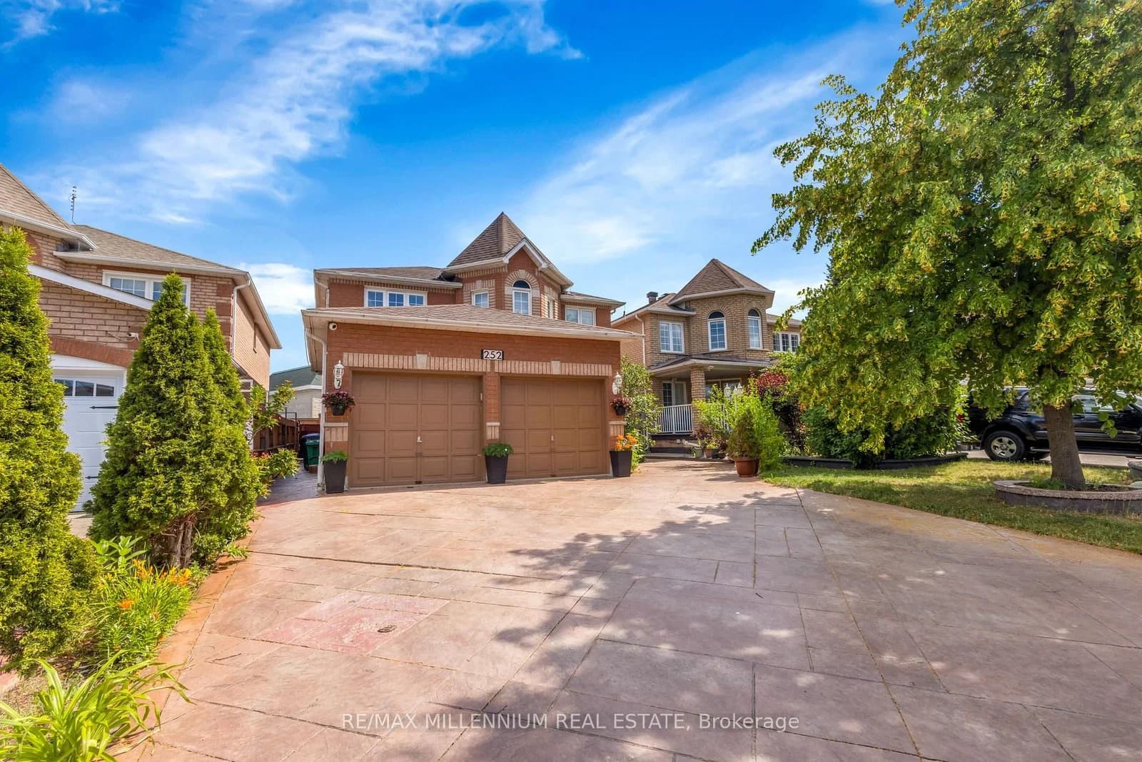 Mountainberry Road in Brampton · Sandringham-Wellington — photo 2