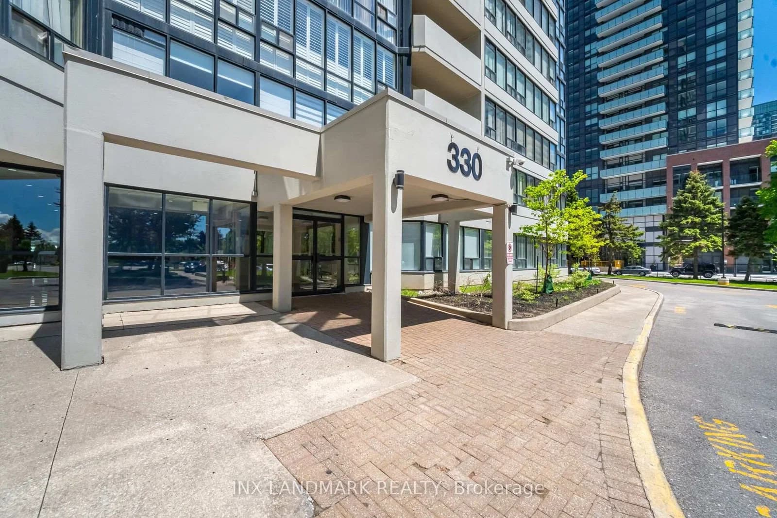Rathburn Road in Mississauga · Creditview — photo 2
