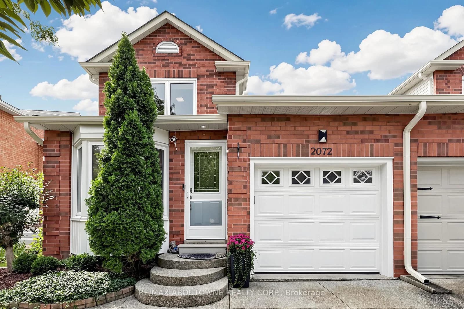 Photo of Glenada Crescent in Oakville · Wedgewood Creek