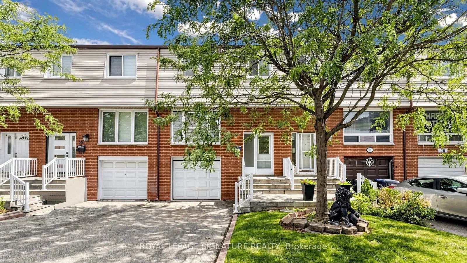 Brandon Gate Drive in Mississauga · Malton — photo 2