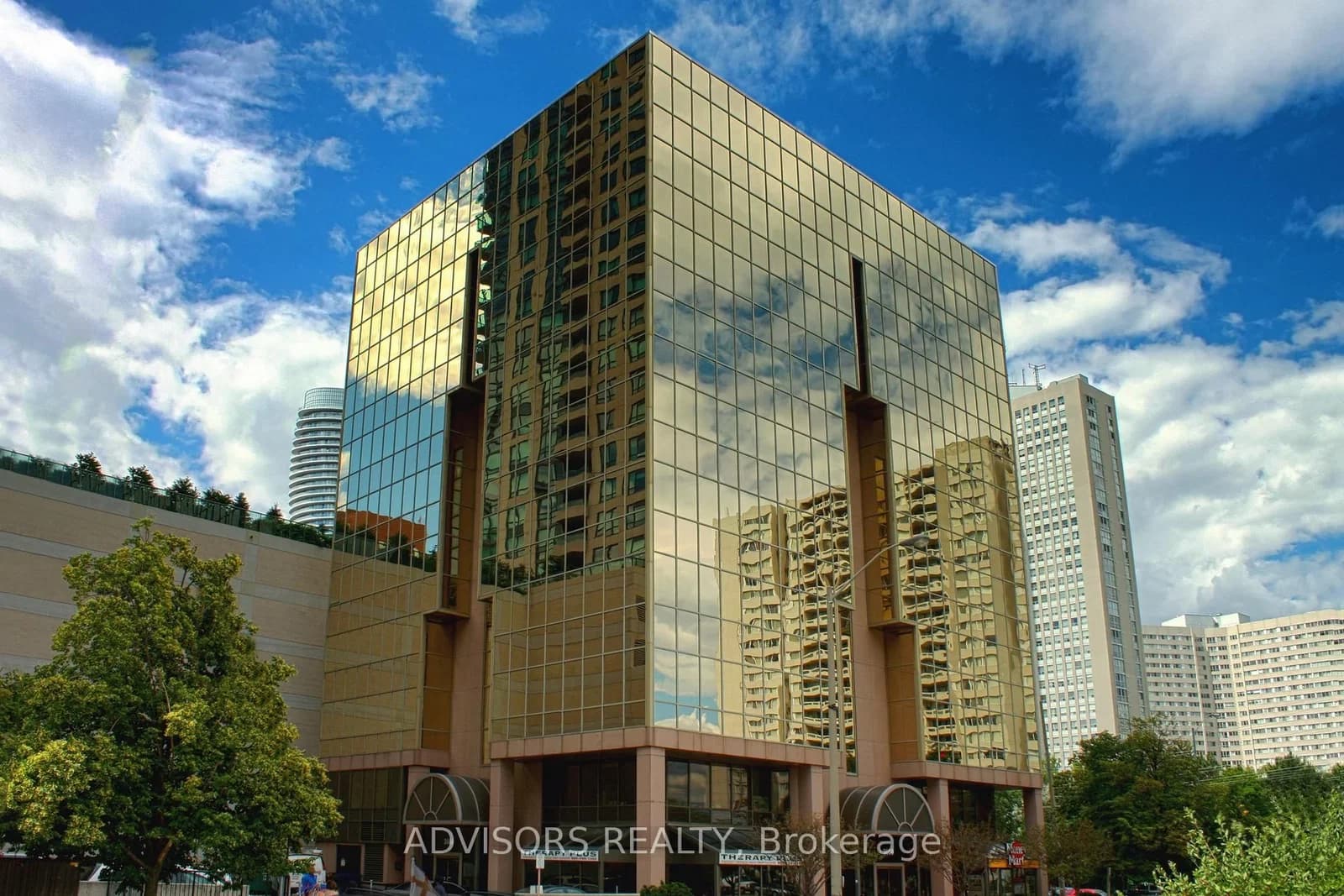 Photo of Hurontario Street in Mississauga · City Centre