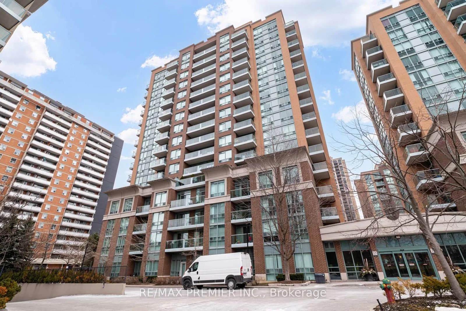 Photo of Michael Power Place in Toronto · Islington-City Centre West