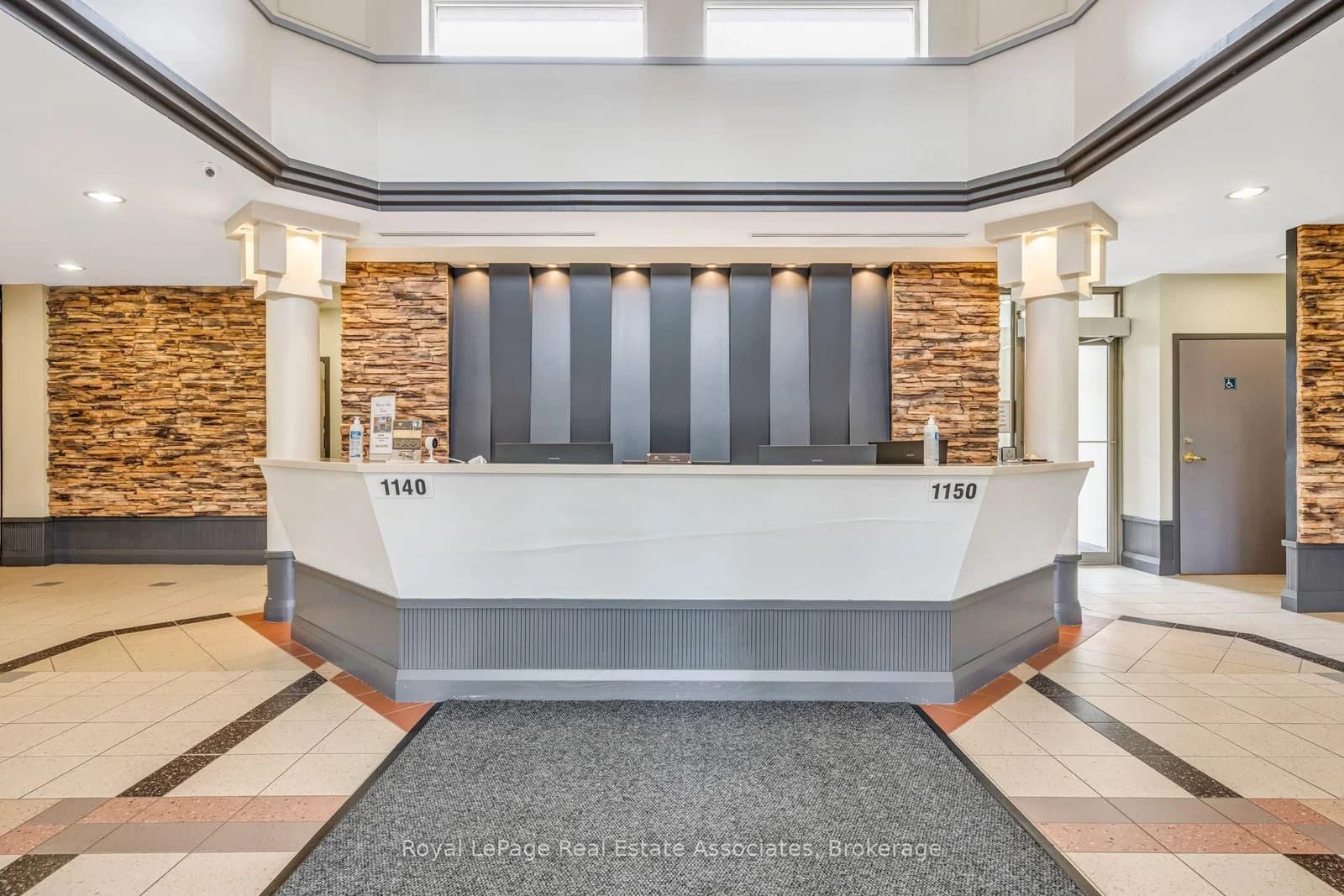 Parkwest Place in Mississauga · Lakeview — photo 3