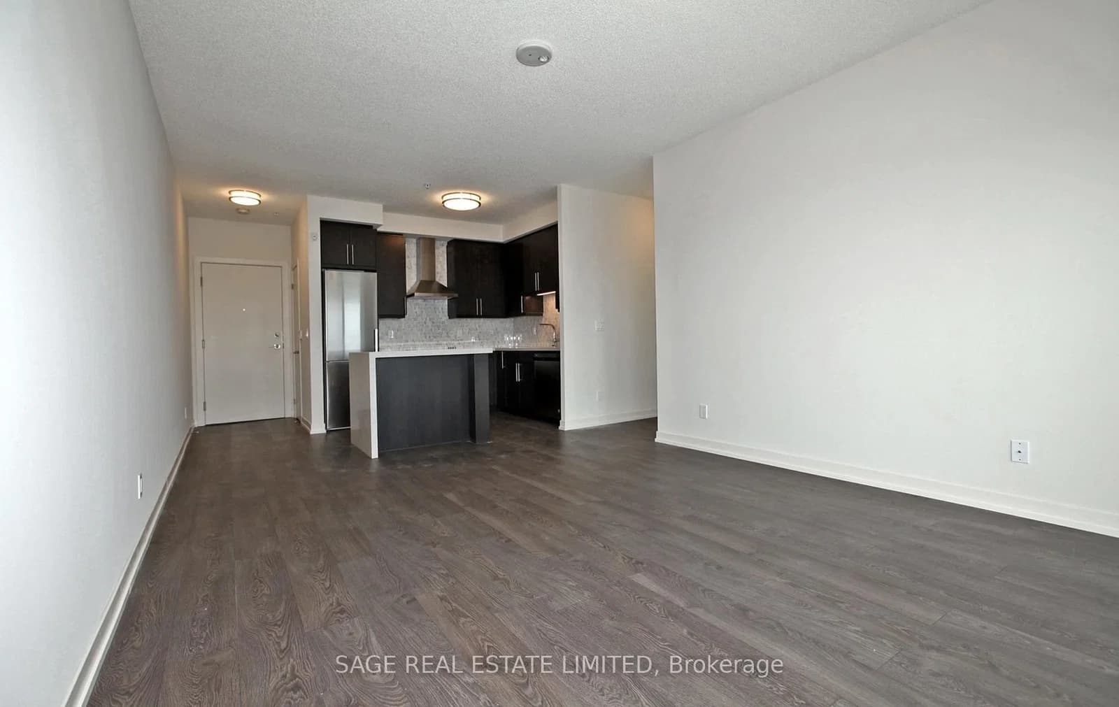 Fairview Street in Burlington · Freeman — photo 3