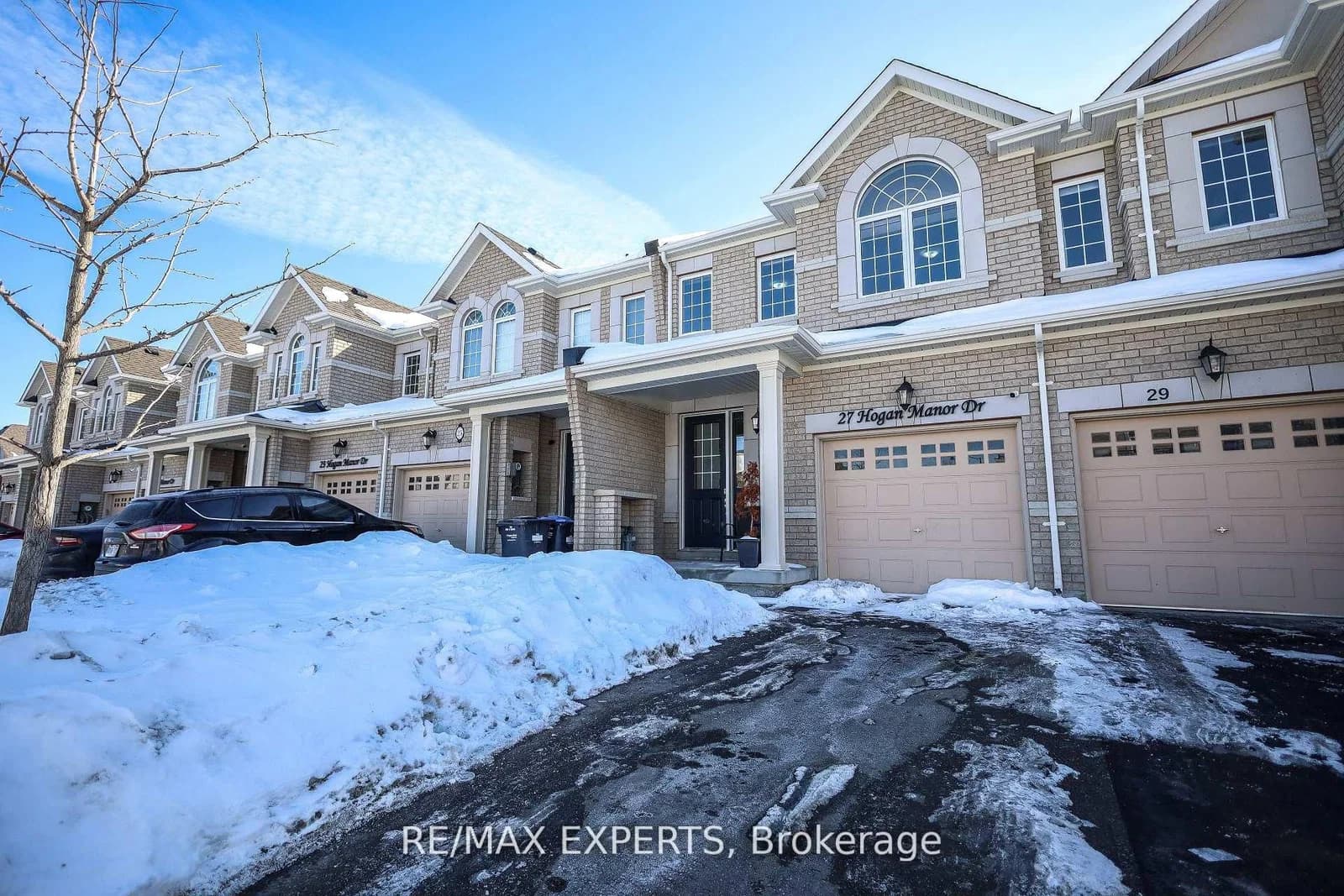 Photo of Hogan Manor Drive in Brampton · Northwest Brampton