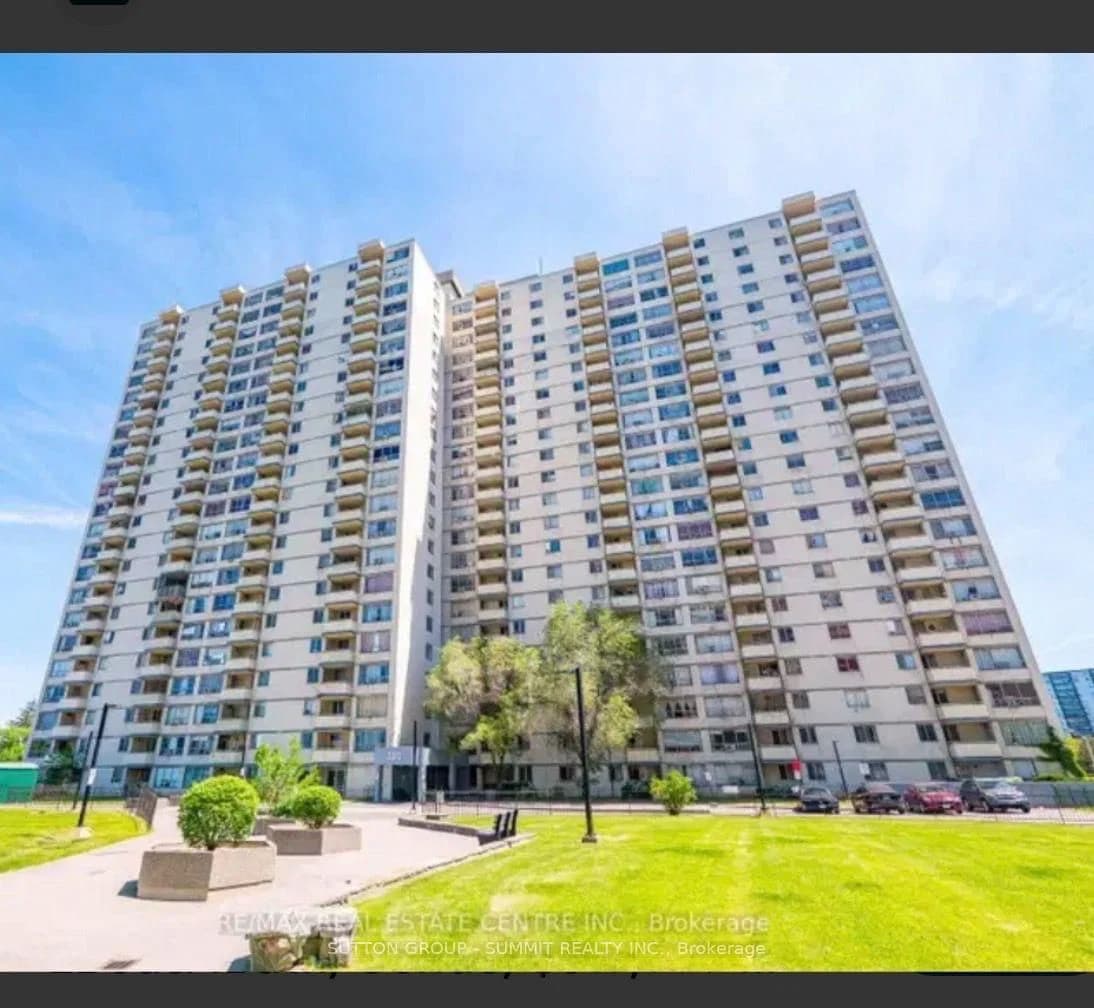 Photo of Dixon Road in Toronto · Kingsview Village-The Westway