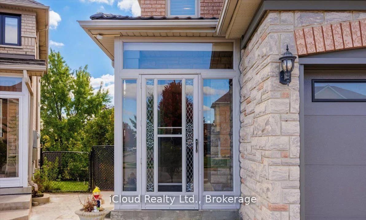 Pacific Wind Crescent in Brampton · Sandringham-Wellington — photo 2