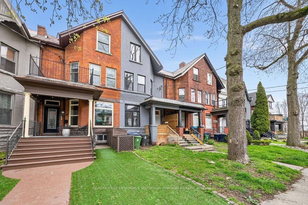Photo of Spencer Avenue in Toronto · South Parkdale