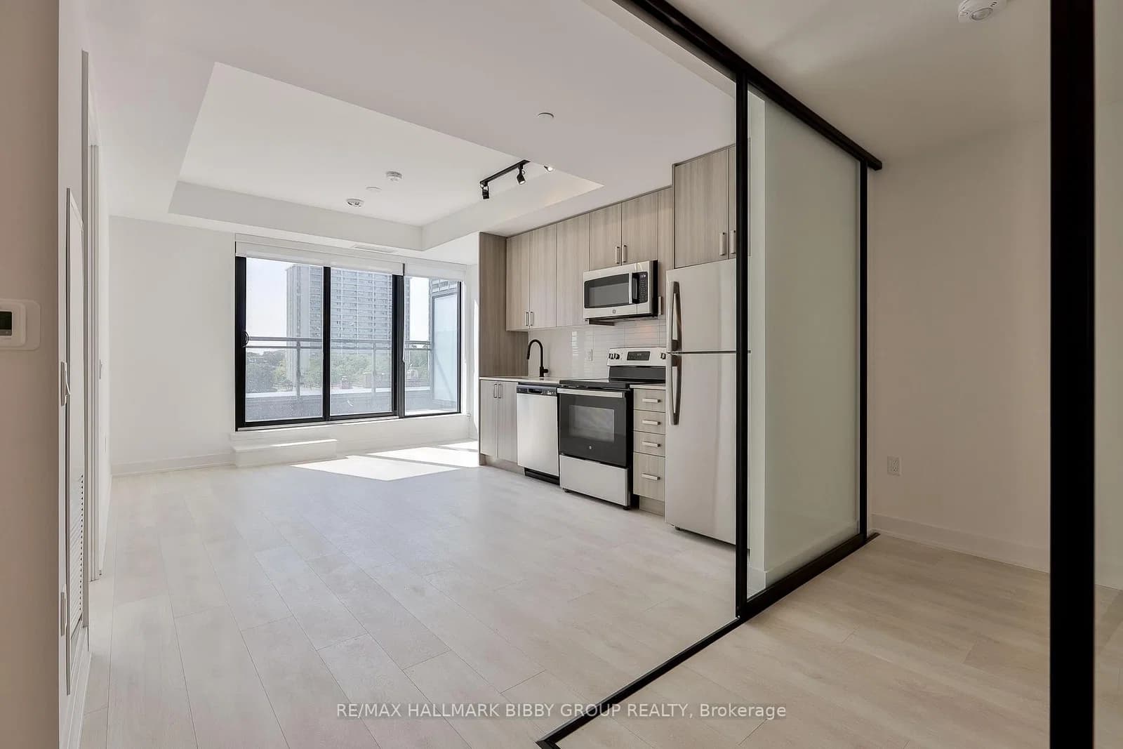 Dovercourt Road in Toronto · Dovercourt-Wallace Emerson-Junction — photo 2