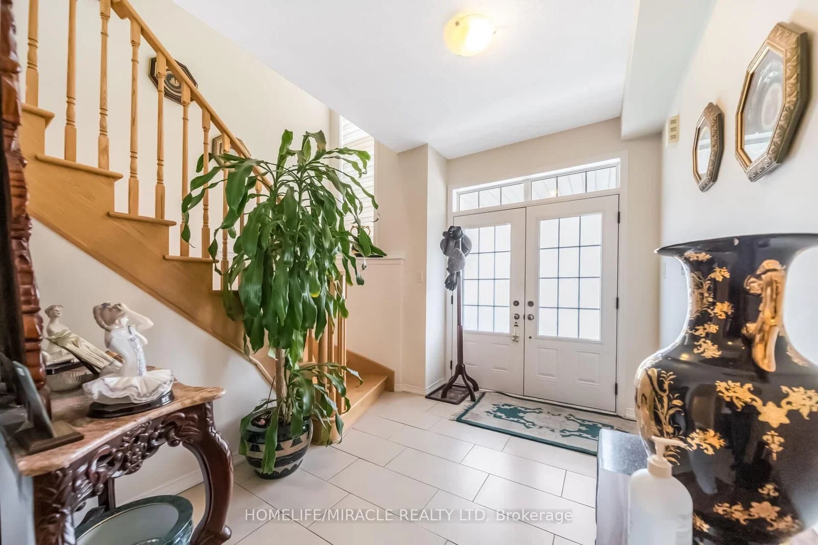 Abercrombie Crescent in Brampton · Northwest Brampton — photo 3