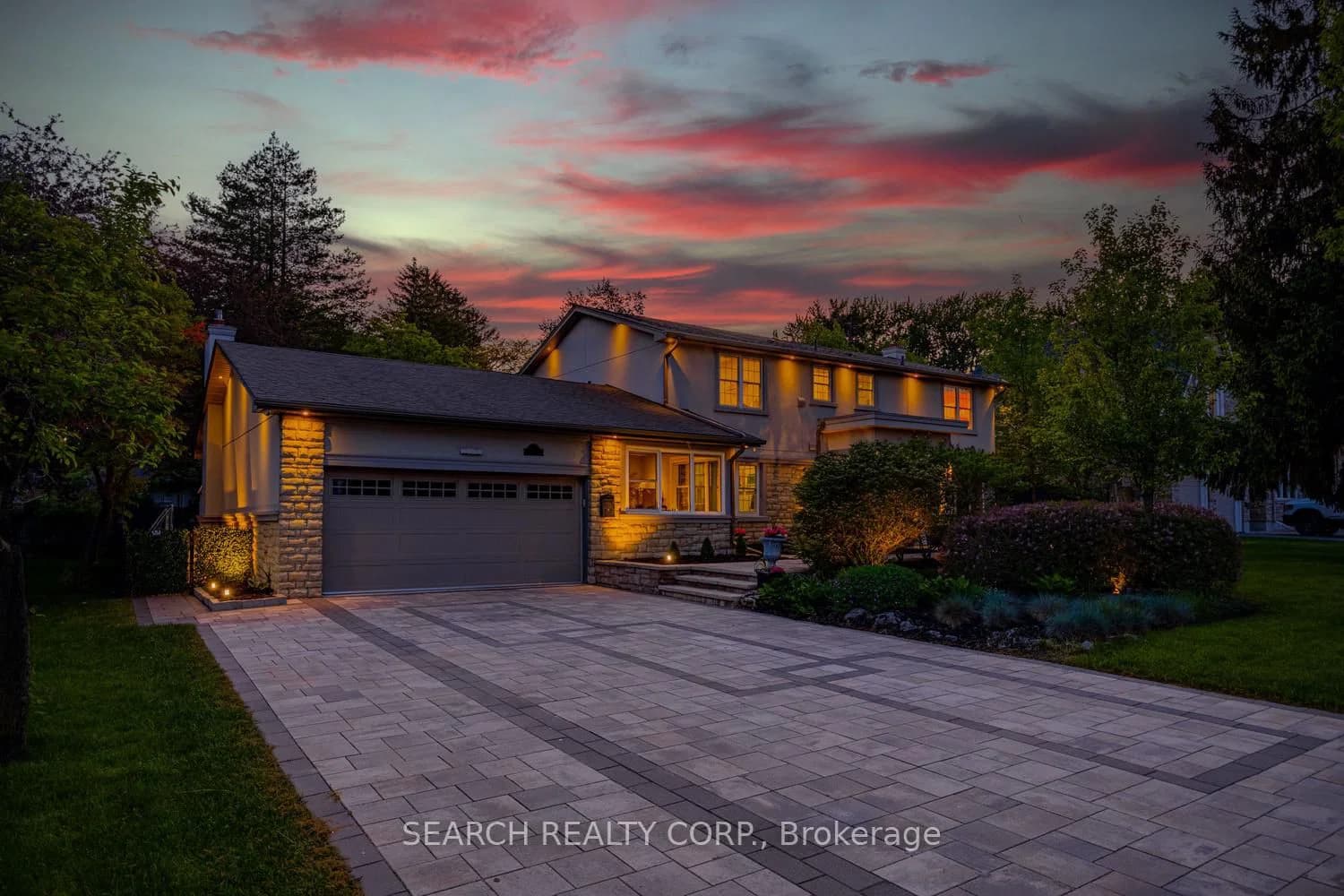 Photo of Watersedge Road in Mississauga · Clarkson