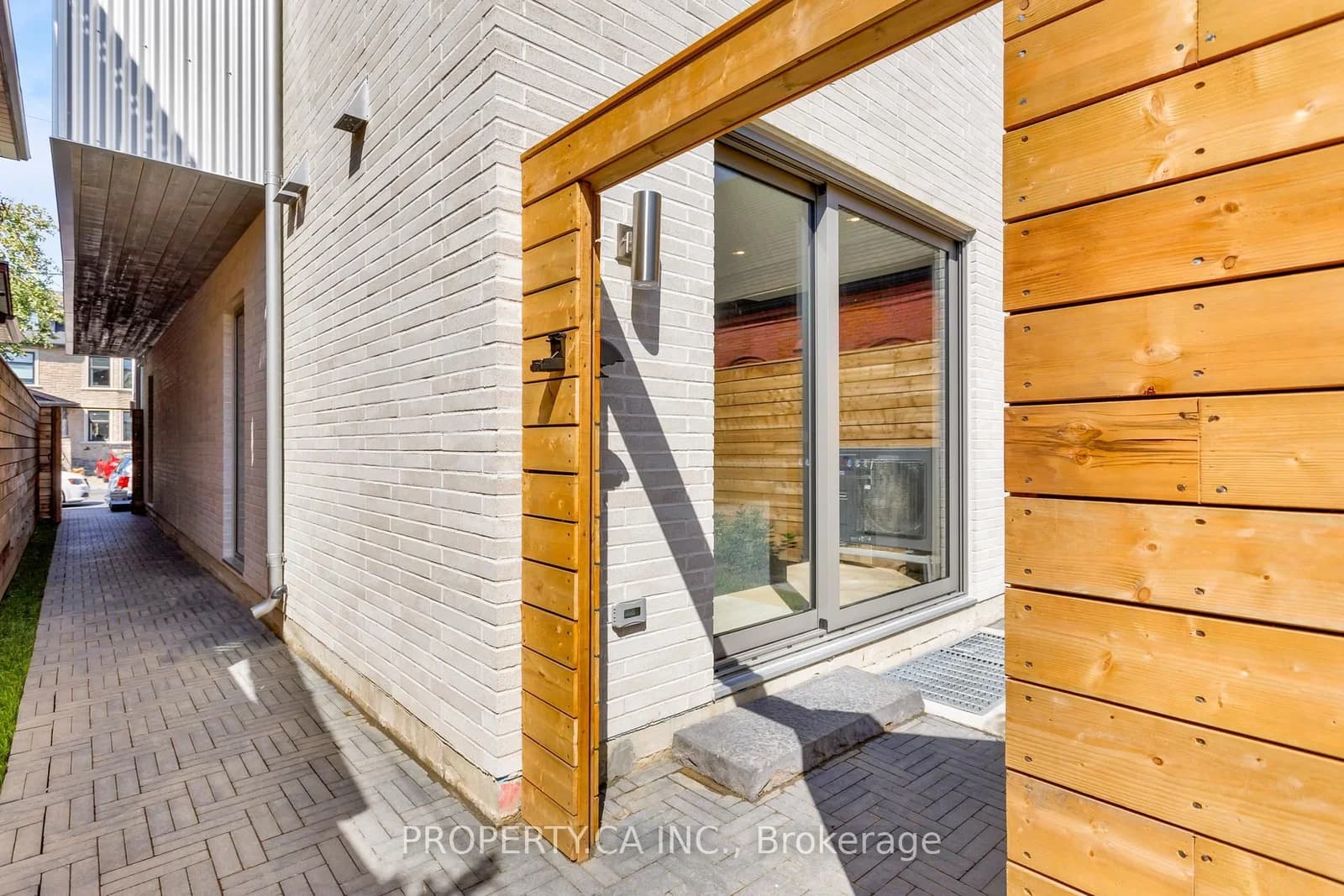 Keele Street #4 in Toronto · Junction Area — photo 3