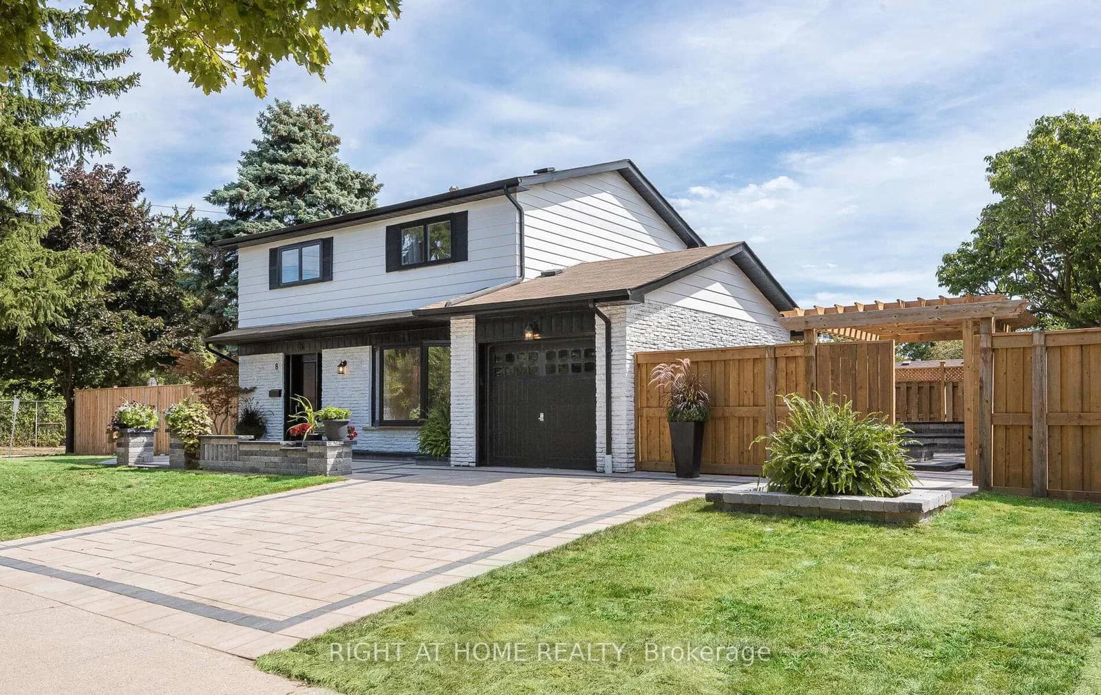 Photo of Culham Street in Oakville · College Park
