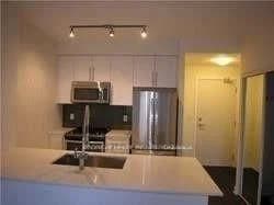 Curran Place in Mississauga · City Centre — photo 3