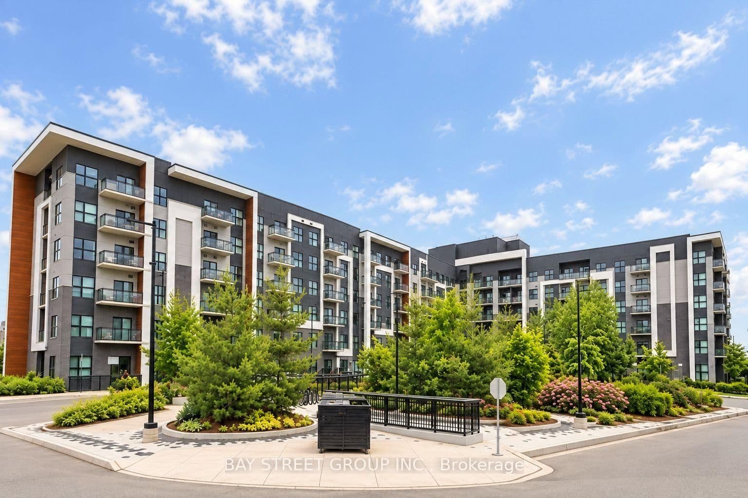 Photo of Grovewood Common in Oakville · Glenorchy