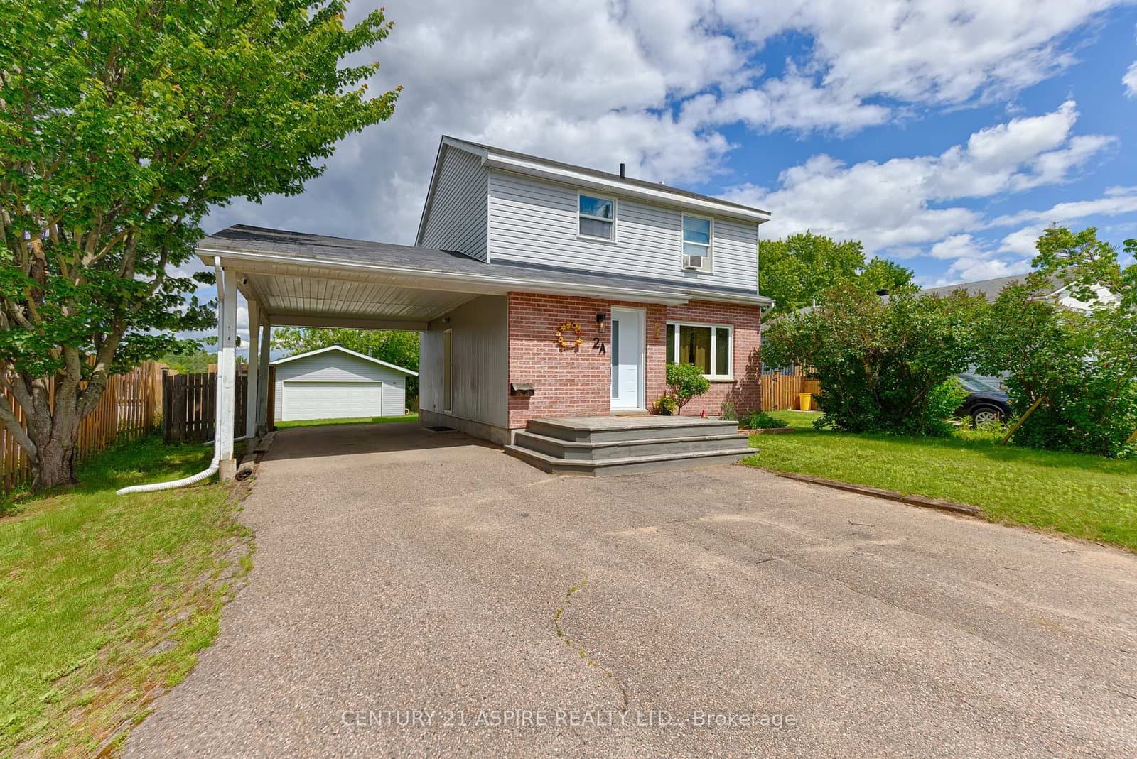 Photo of 2A Selkirk Street in Petawawa · Petawawa