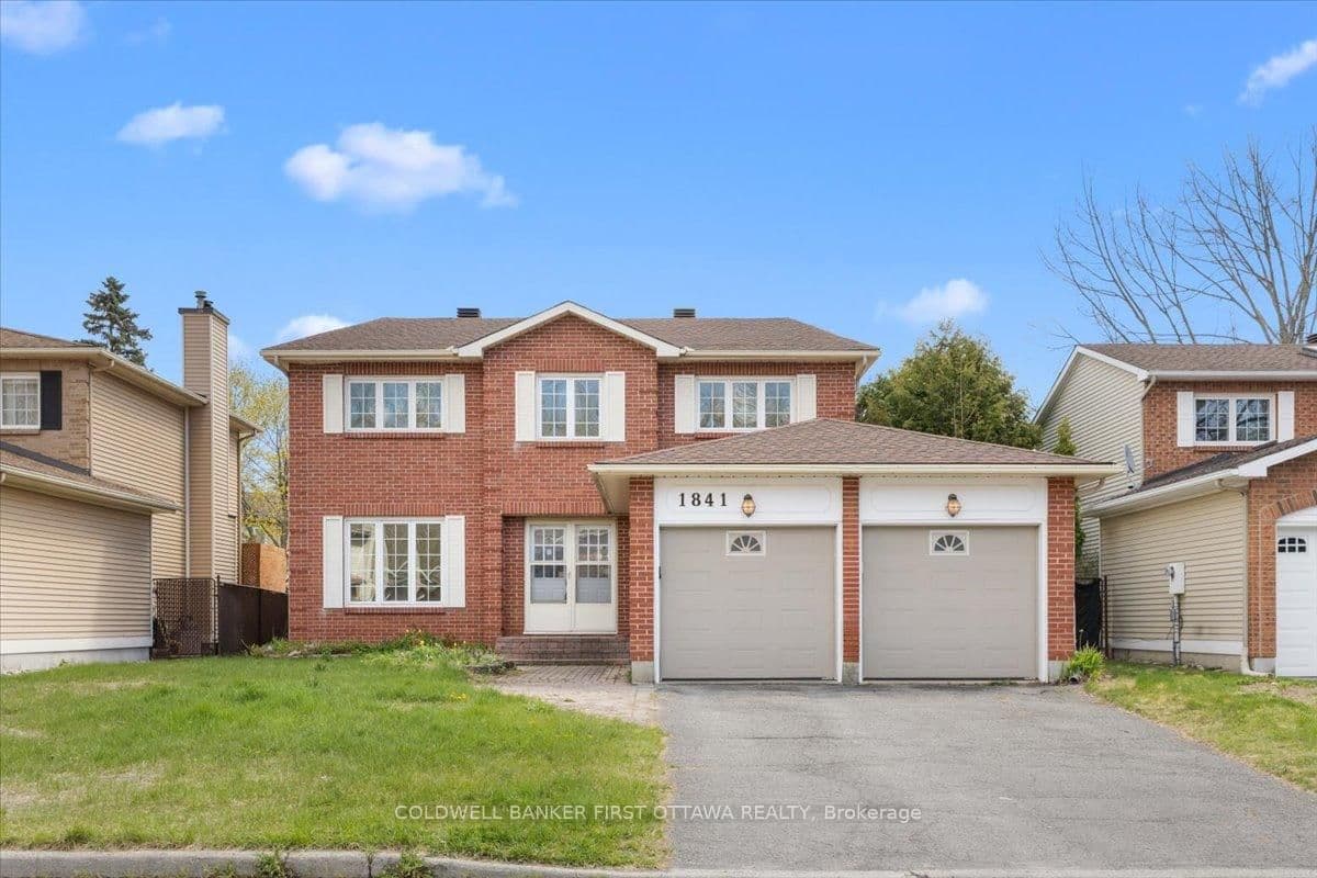 Photo of Thistleleaf Crescent in Ottawa · Chapel Hill