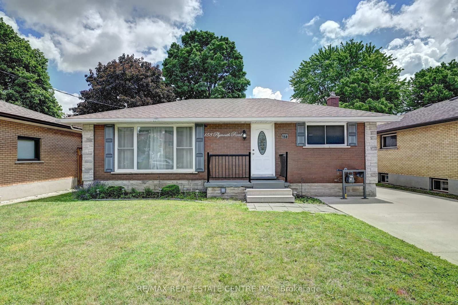 Plymouth Road in Kitchener — photo 2