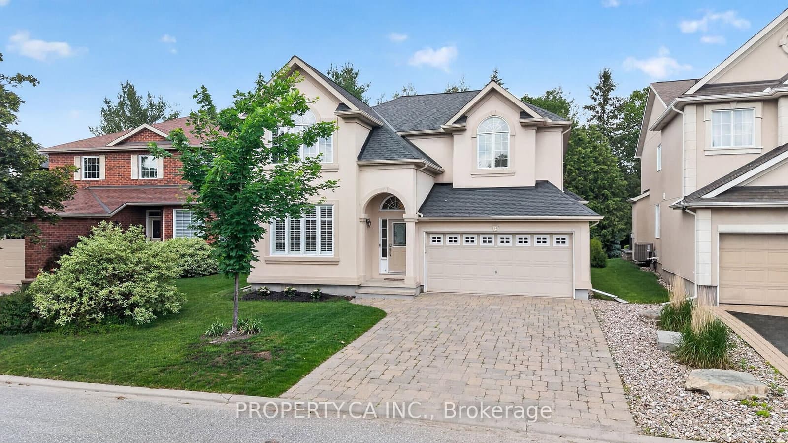 Broughton Street in Kanata · Kanata Lakes/Heritage Hills — photo 3