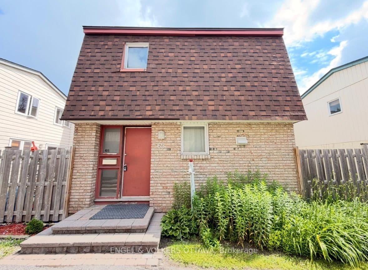 Photo of Jasmine Crescent in Ottawa · Beacon Hill South