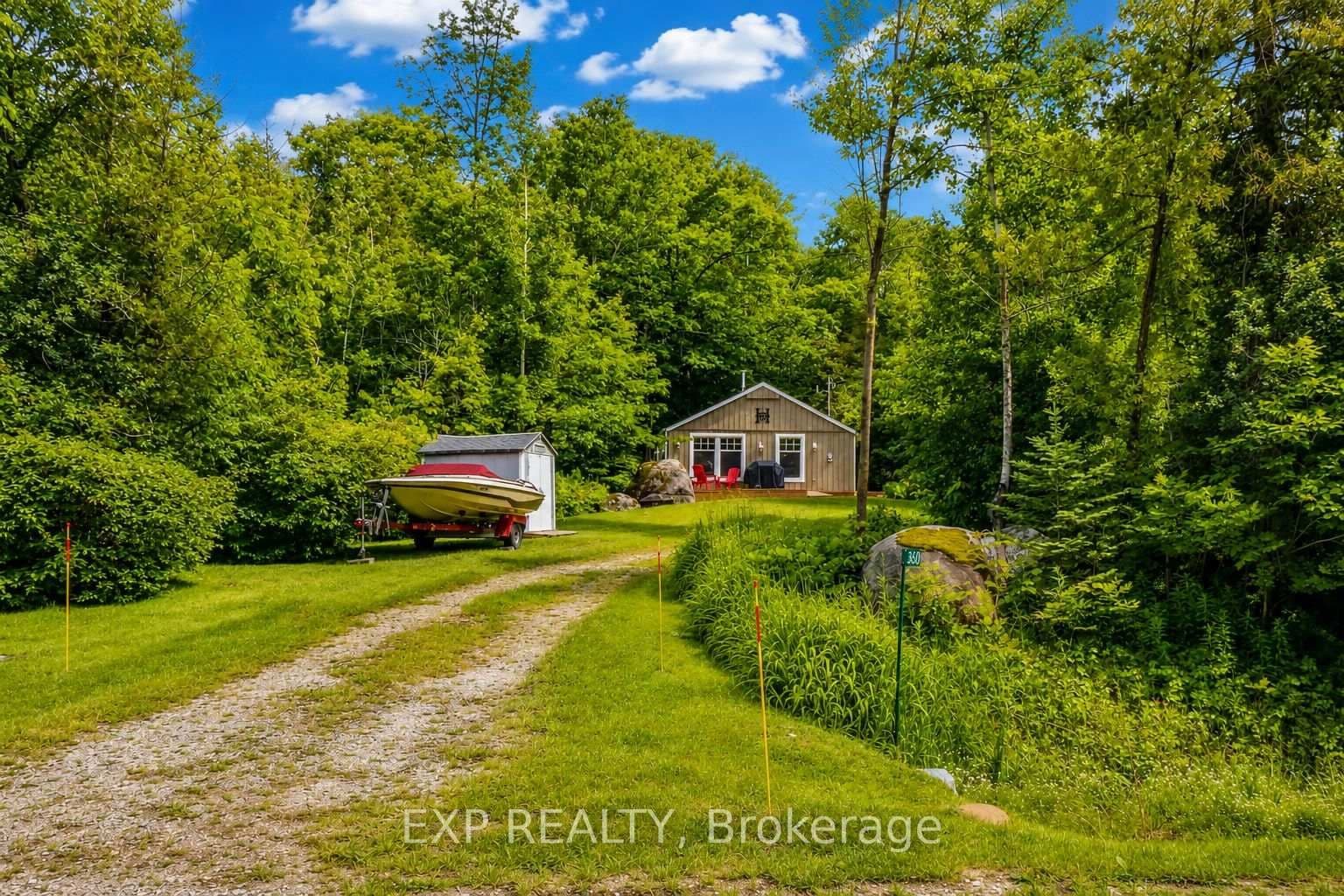 Cedar Avenue in Meaford · Meaford — photo 2